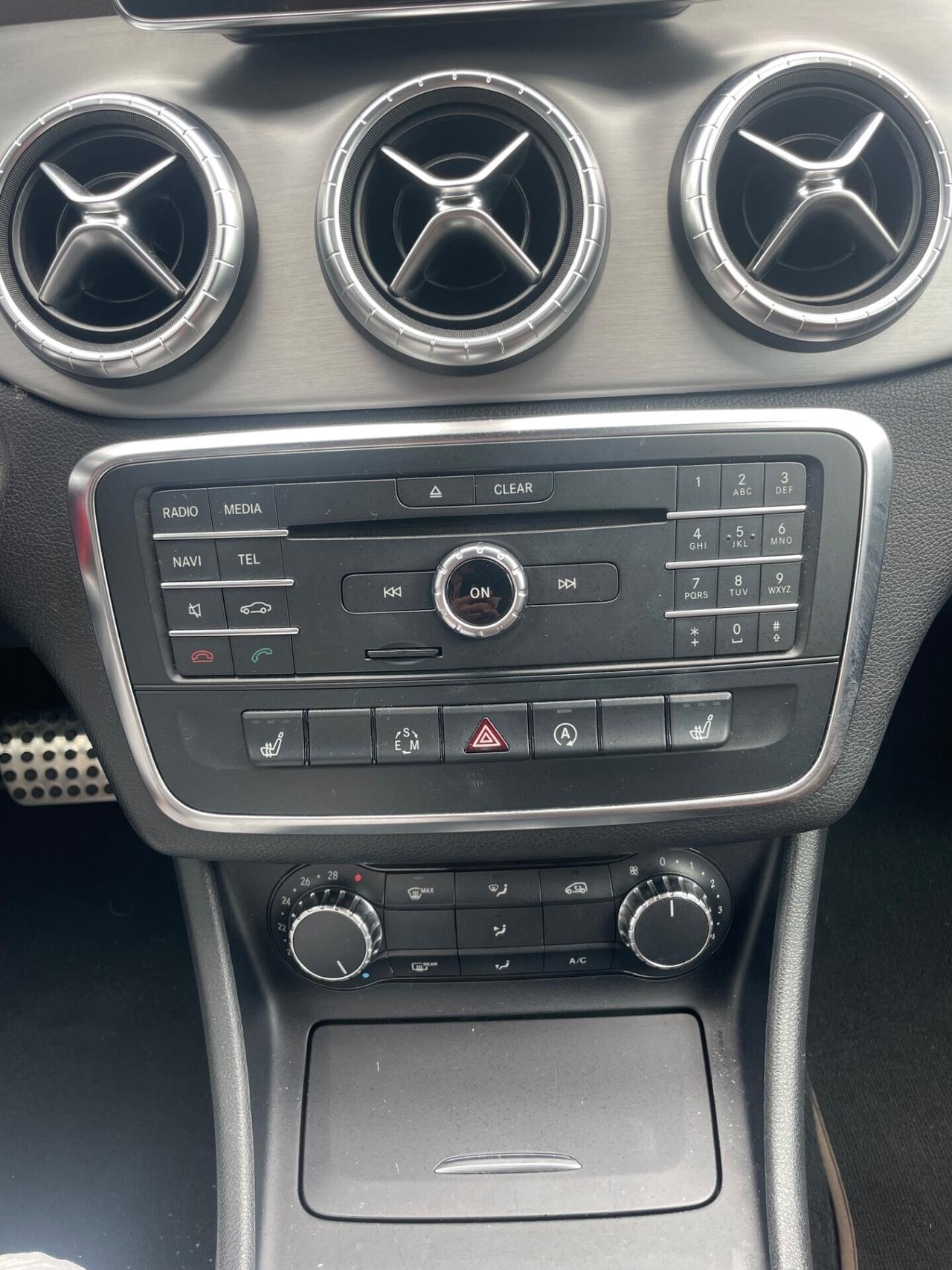 Mercedes-benz CLA 200 CLA 200 CDI Automatic Premium