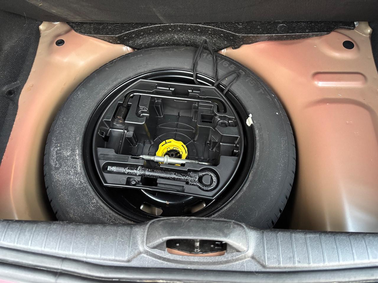 Peugeot 208 1.4 HDi 68 CV 5 porte Active ok Neopatentati