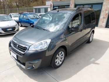 Peugeot Partner Tepee BlueHDi 100 Outdoor