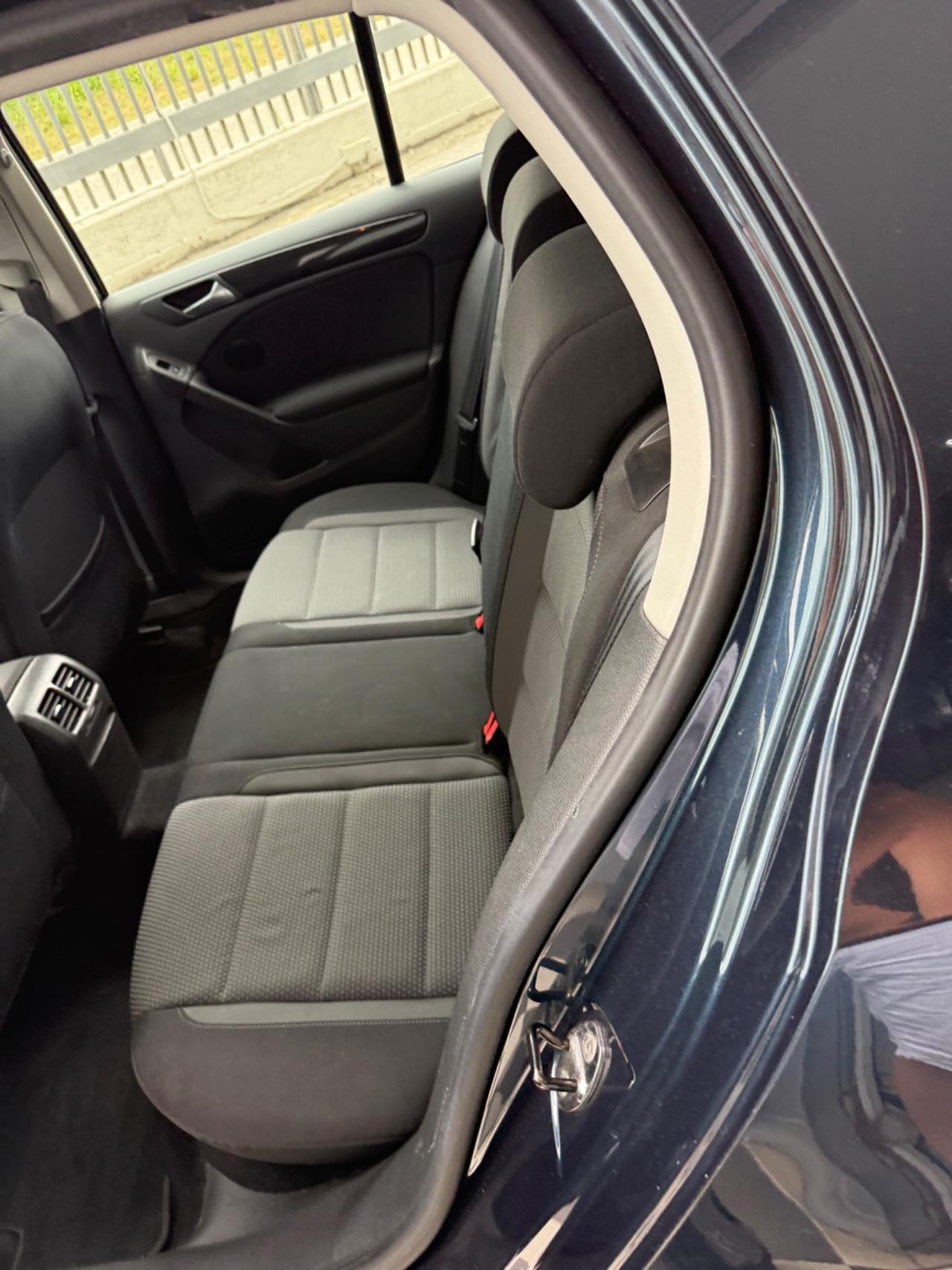 Volkswagen Golf 1.6 5p. Comfortline