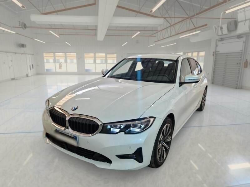 Bmw 320d xDrive 48v Business Advantage Aut.