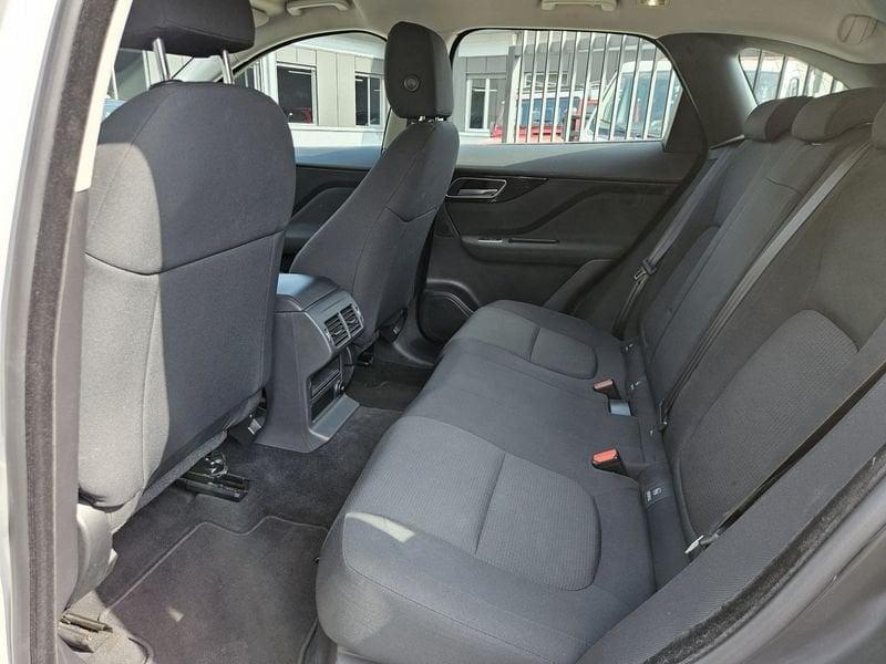 Jaguar F-Pace 2.0d 180cv AWD Autom. Portfolio