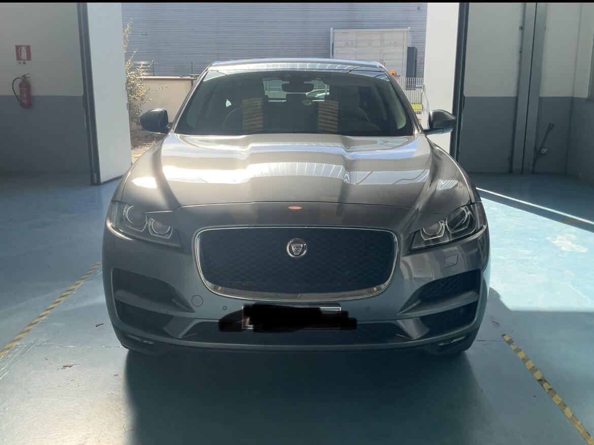 Jaguar F-Pace 2.0 D 180 CV AWD