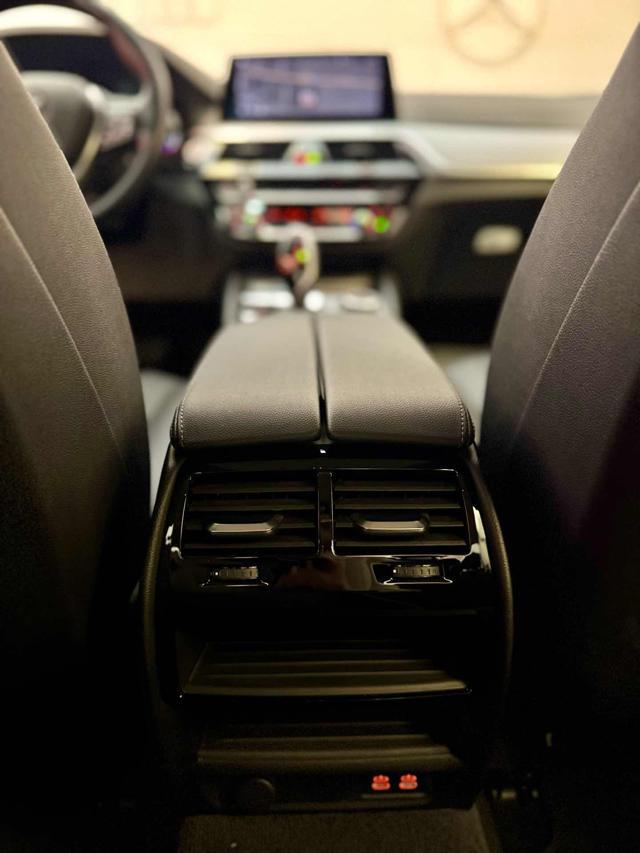 BMW 530 d 48V xDrive *TUTTA TAGLIANDATA BMW*IVA DETRIBILE