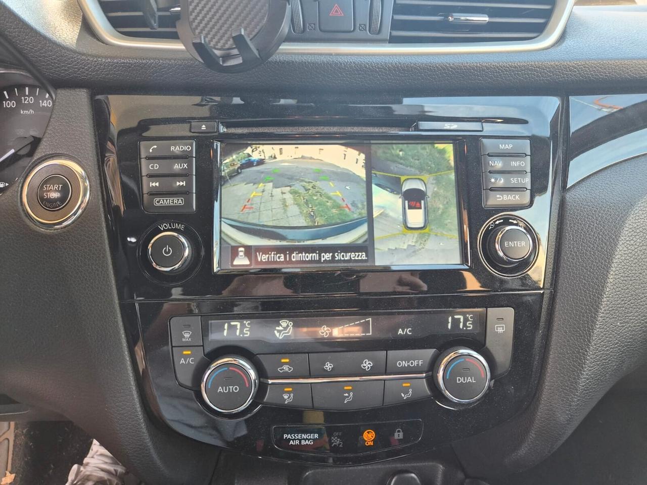 Nissan Qashqai 1.6 N-Connecta UNICO PROP