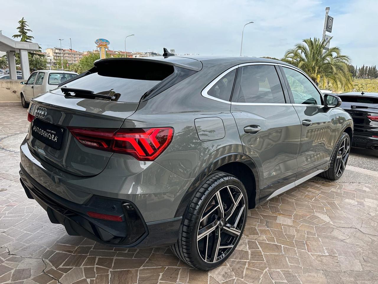 Audi Q3 SPB 35 TDI S tronic S line edition AUTO#LED#NAVI#CARPLAY#VIRTUAL