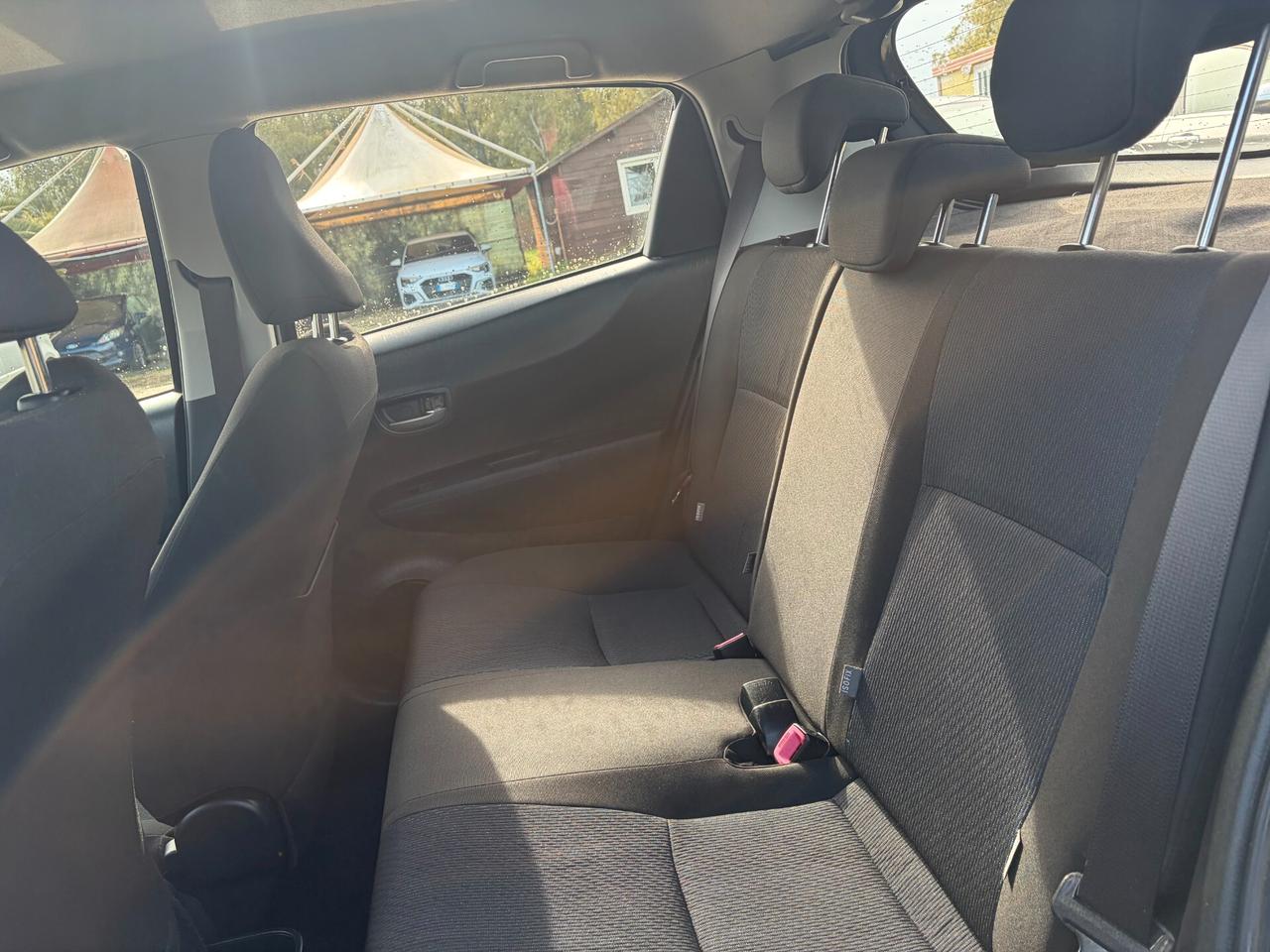 TOYOTA YARIS HYBRID 1.5 STYLE 104.000 KM GARANTITA