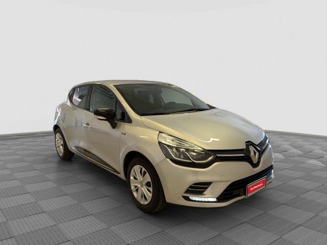 RENAULT Clio Clio TCe 75 Moschino Intens