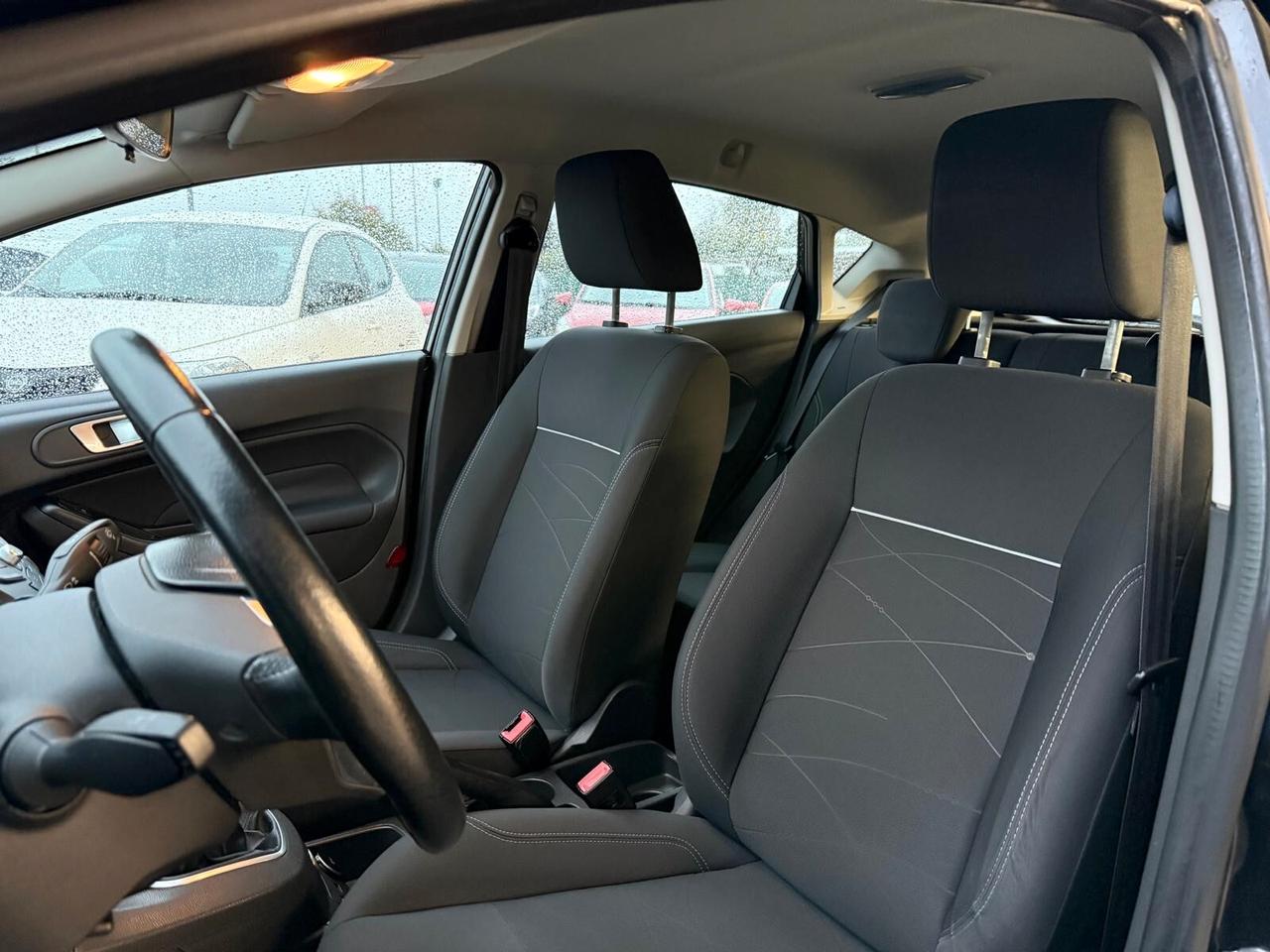 Ford Fiesta 1.4 Gpl Neopatentati