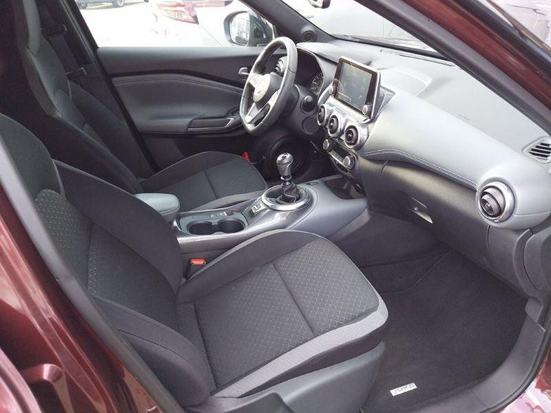 Nissan Juke 1.0 DIG-T 114cv N-Connecta 1.0 dig-t N-Connecta 114cv