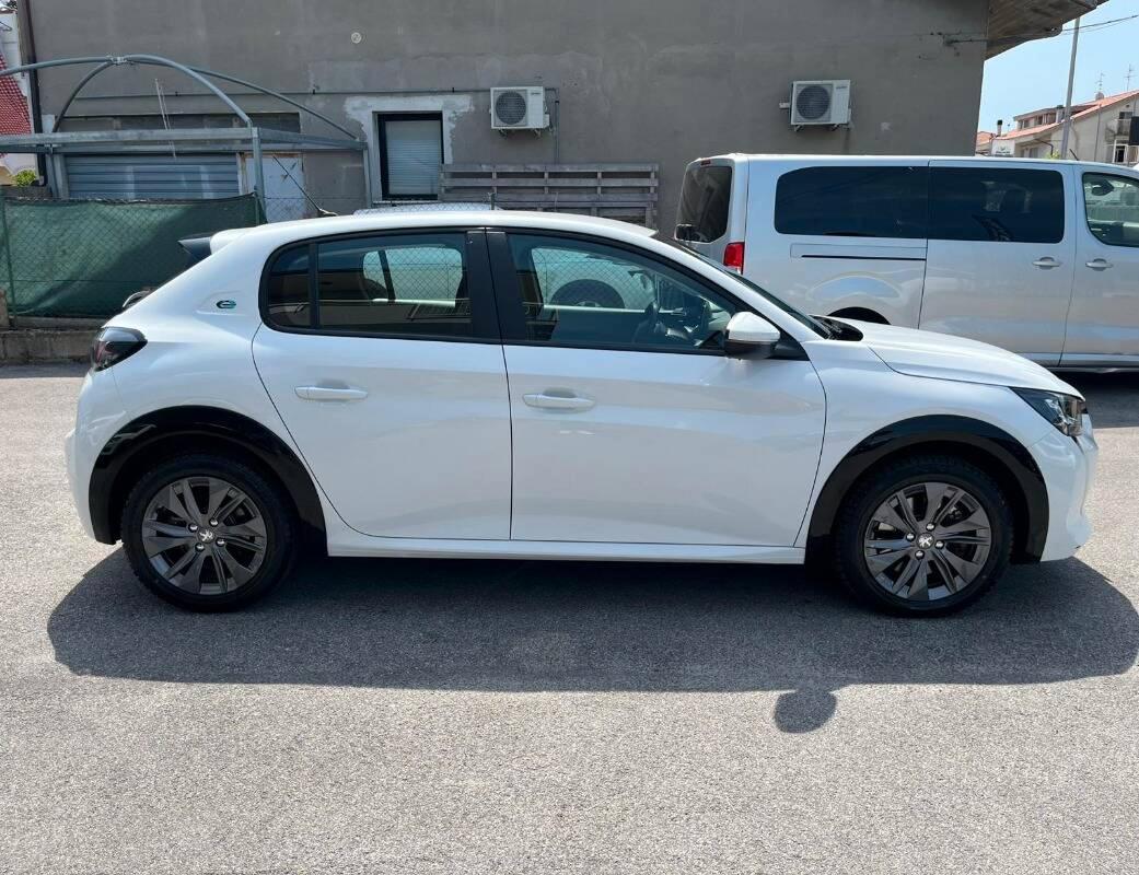 Peugeot 208 E-208 Active 100kW my20