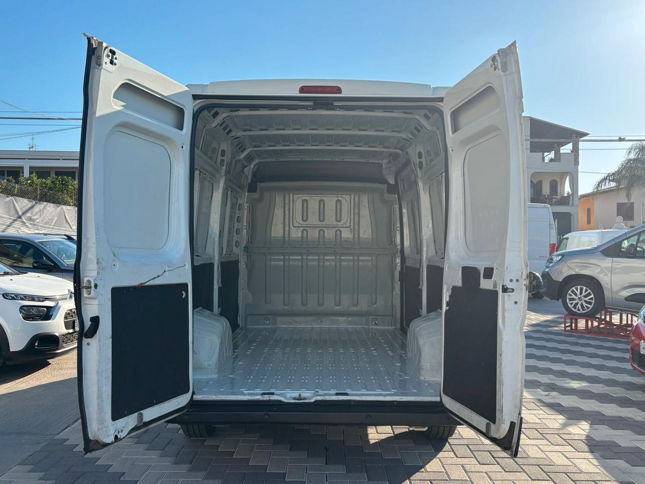 Fiat Ducato Peugeot Boxer 330 2.2 BlueHDi 140 cv L2H2