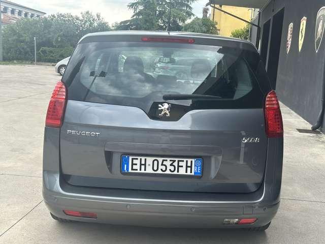 Peugeot 5008 1.6 hdi 8v Tecno 112cv robot 7 POSTI