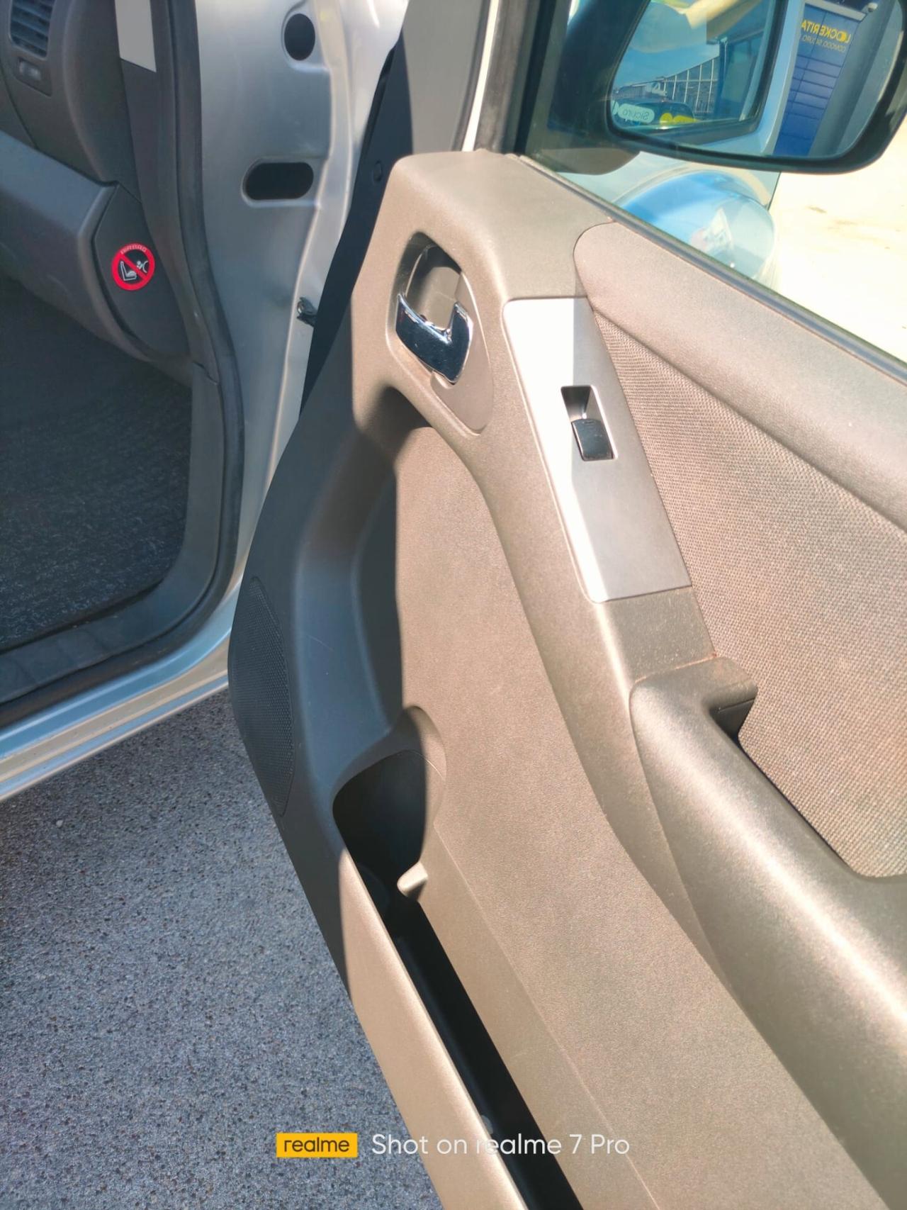 Nissan Pathfinder 2.5 dCi LE