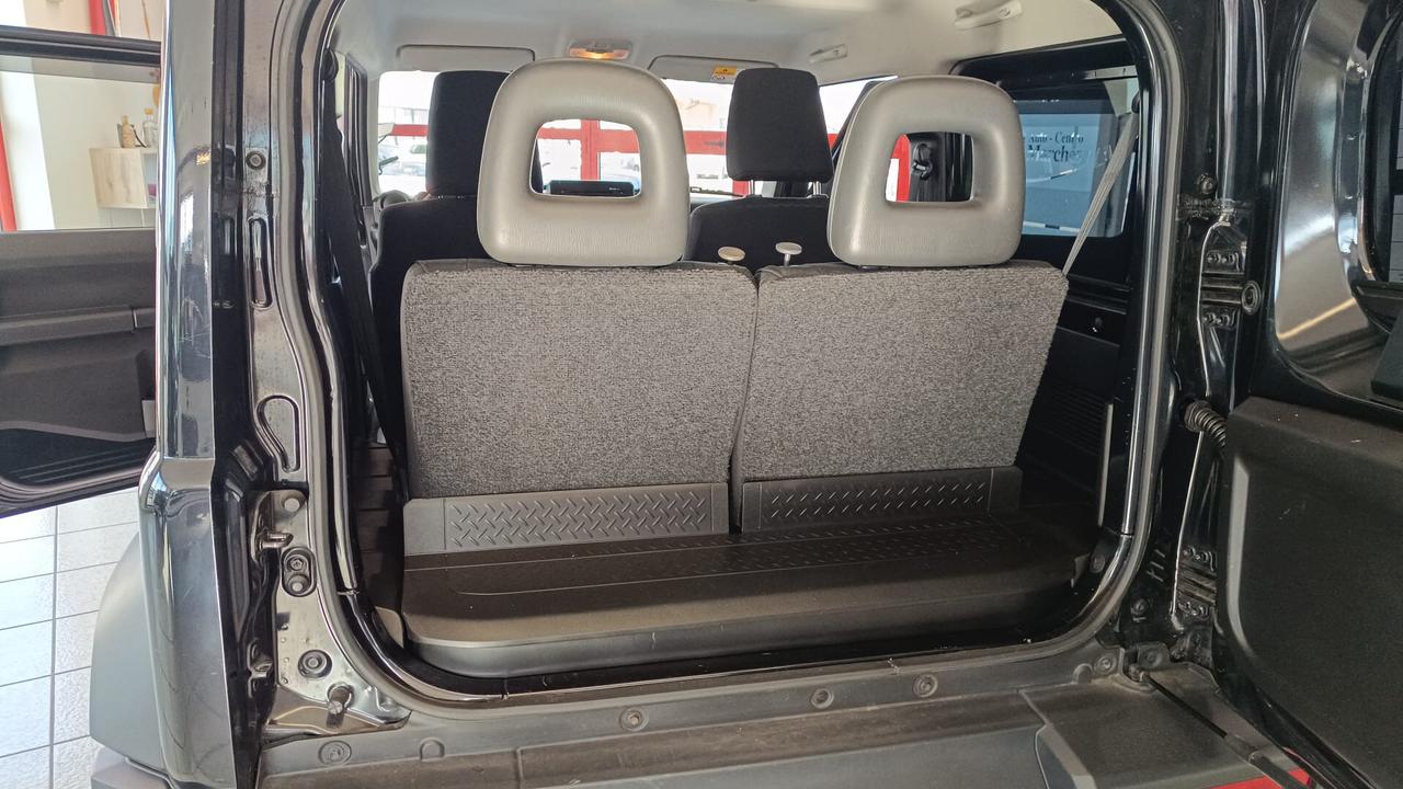 SUZUKI JIMNY 4X4 RIDOTTE 4 POSTI GANCIO TRAINO