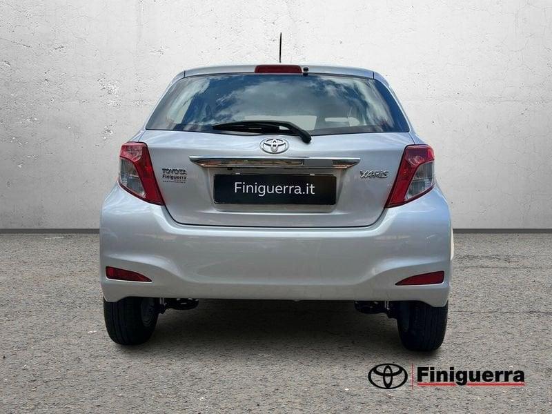 Toyota Yaris Yaris 1.3 5 porte Lounge Multidrive S