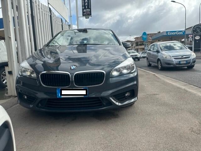 BMW 216 ACTIVE TOURER 10/2016 1,5 DCI