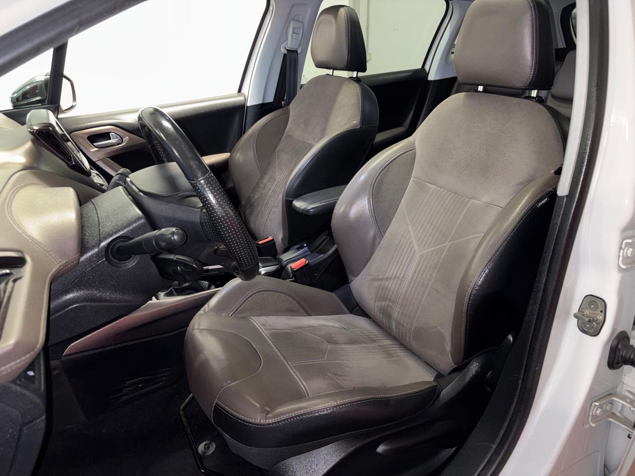 Peugeot 2008 1.6 e-HDi Féline FULL OPT. GANCIO TRAINO