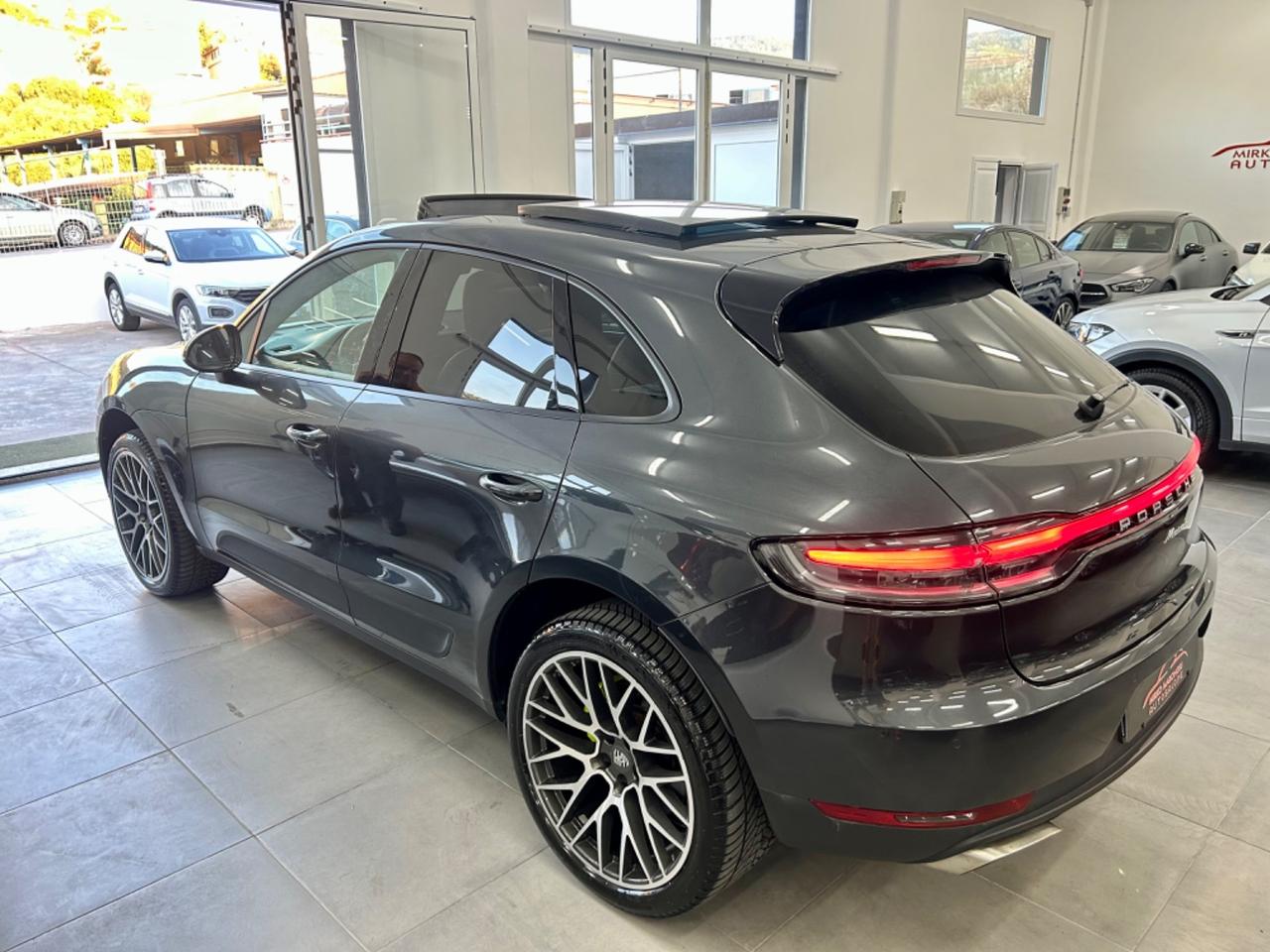 Porsche Macan 2.0 245cv FULL OPTIONAL finanziabile