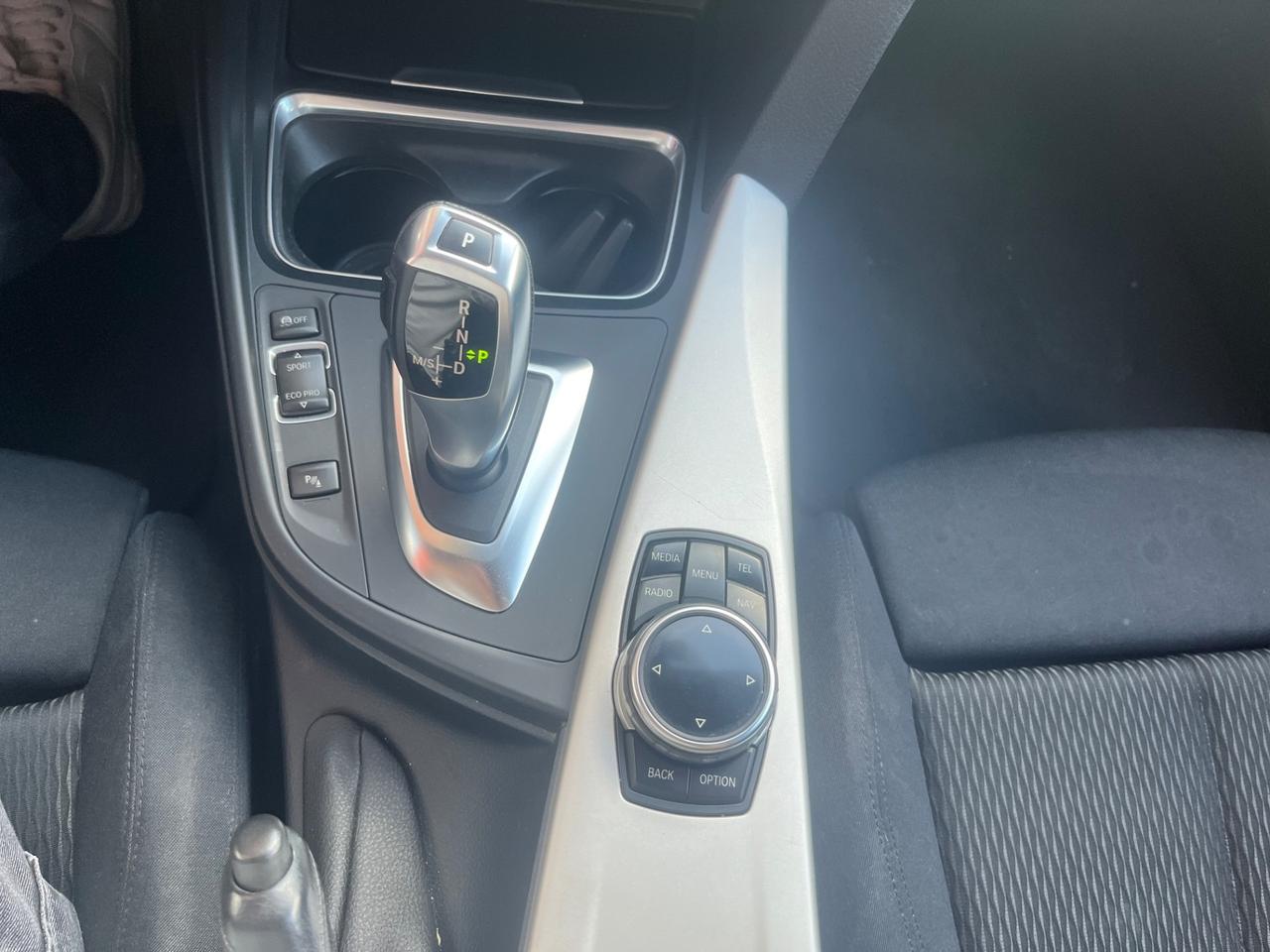 Bmw 320d Touring Business aut. 2014 2.0 DIESEL 184 cv