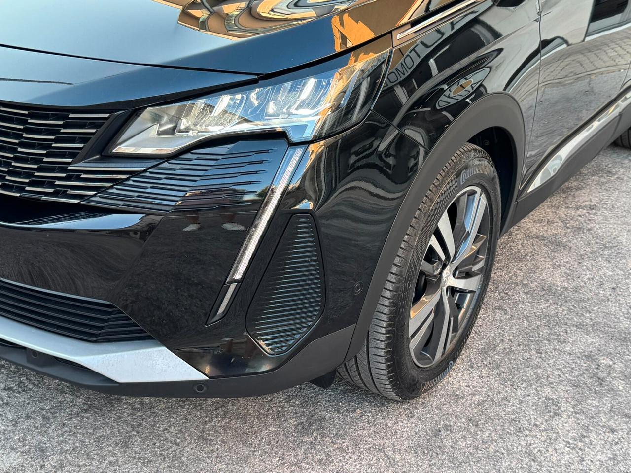 PEUGEOT 3008 HDI 130 S&S EAT8 ALLURE NAVI+RETROCAMERA