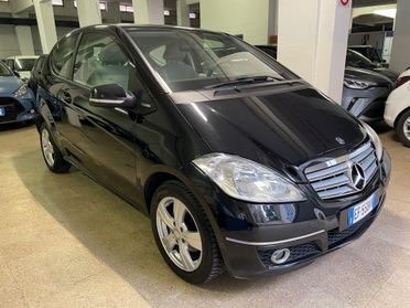 Mercedes-benz A 160 A 160 BlueEFFICIENCY Coupé Special Edition