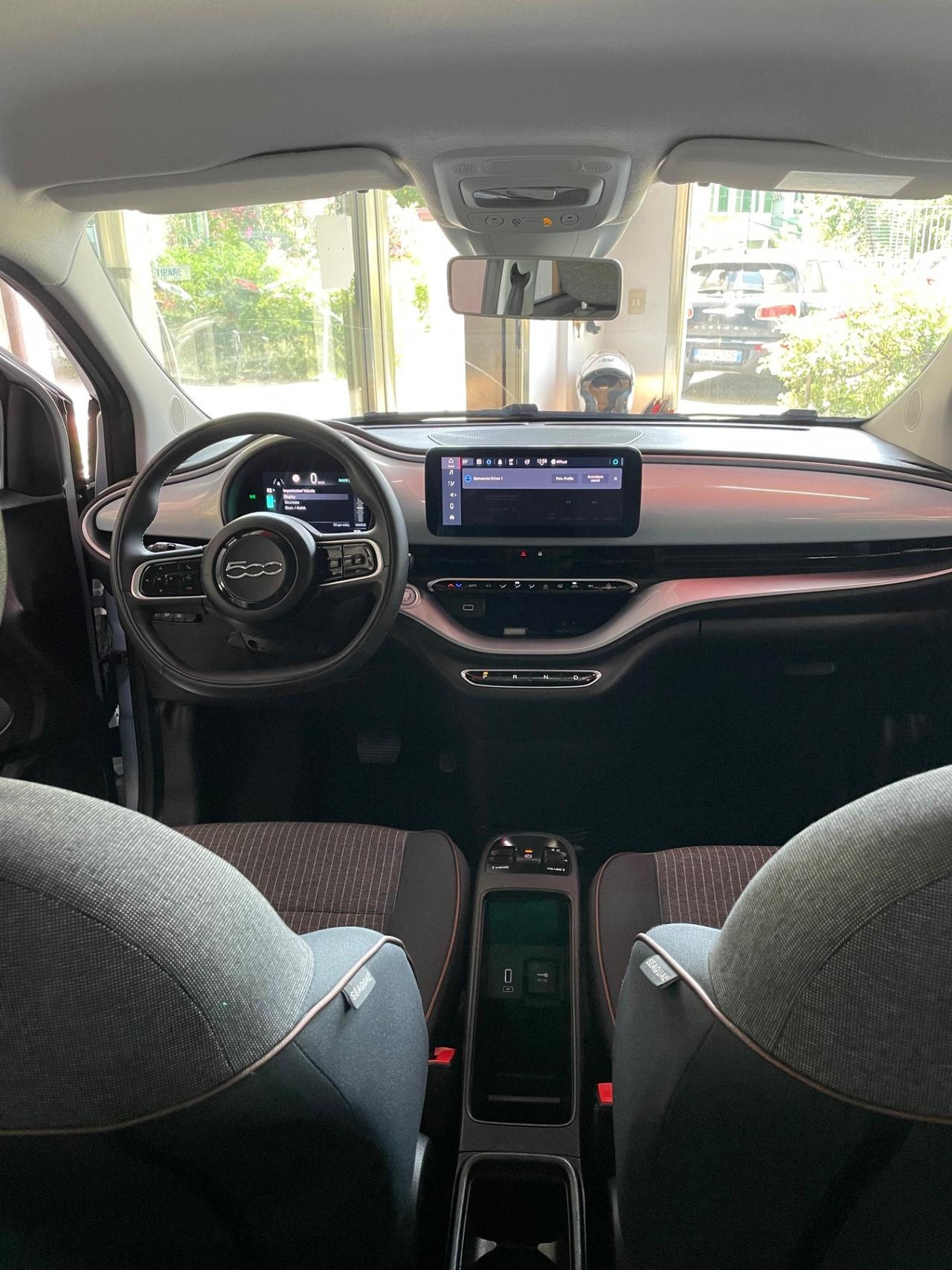 Fiat 500 1.0 Hybrid Connect