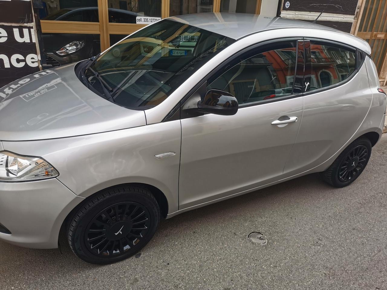 Lancia Ypsilon 1.2 69 CV 5 porte GPL Ecochic EURO 6