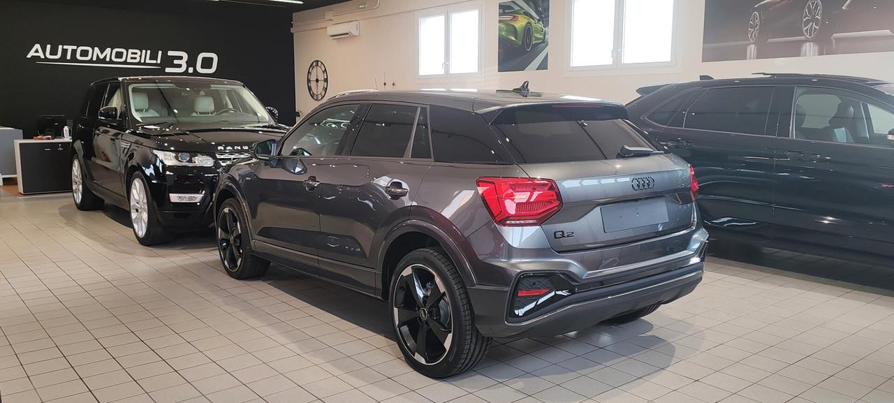 Audi Q2 35 TDI S tronic Identity Black