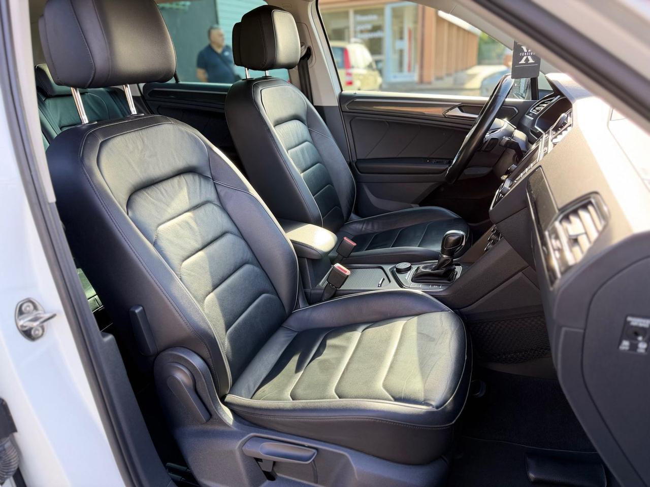 Volkswagen Tiguan Executive 2.0 TDI  #10873