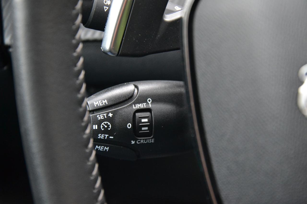 Peugeot 2008 1.5 HDi 130CV ALLURE AUTOM. **PREZZO REALE**