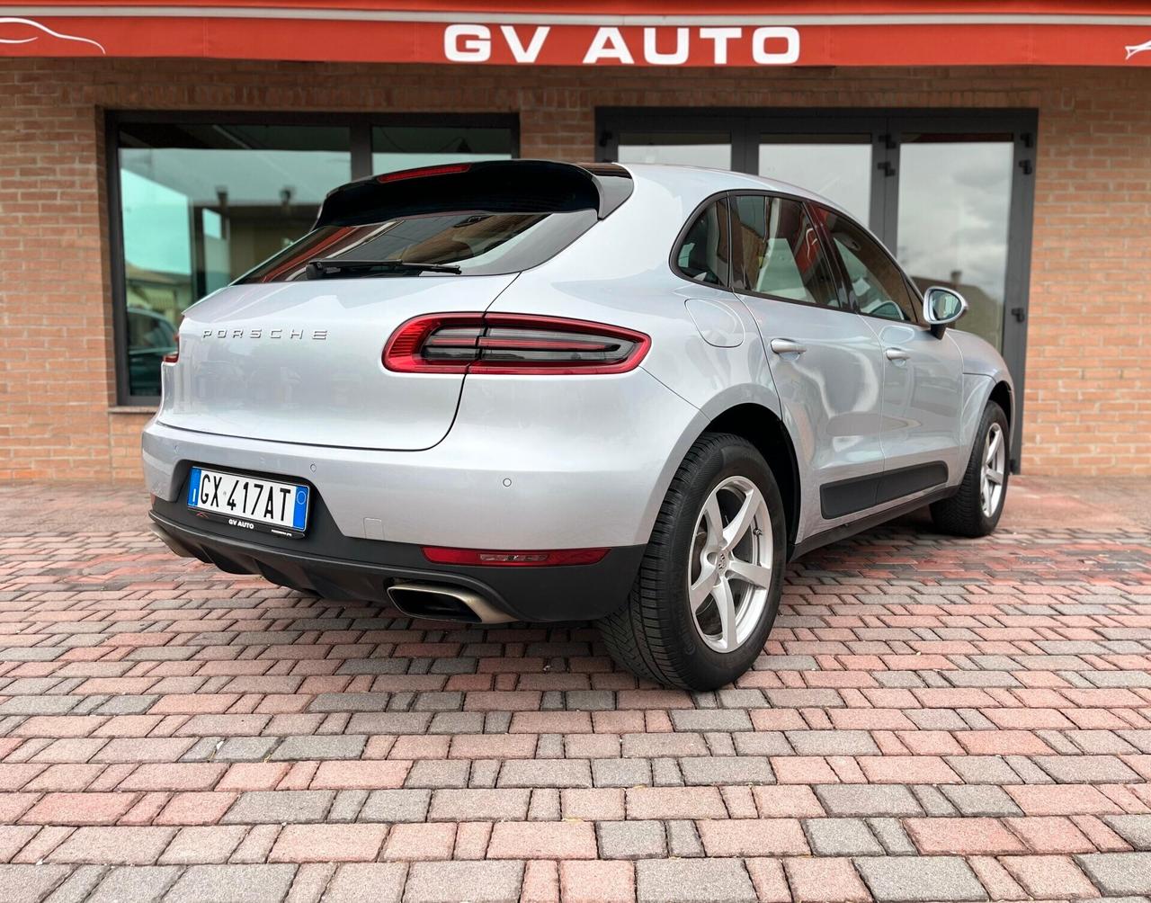 Porsche Macan 2.0 252 CV
