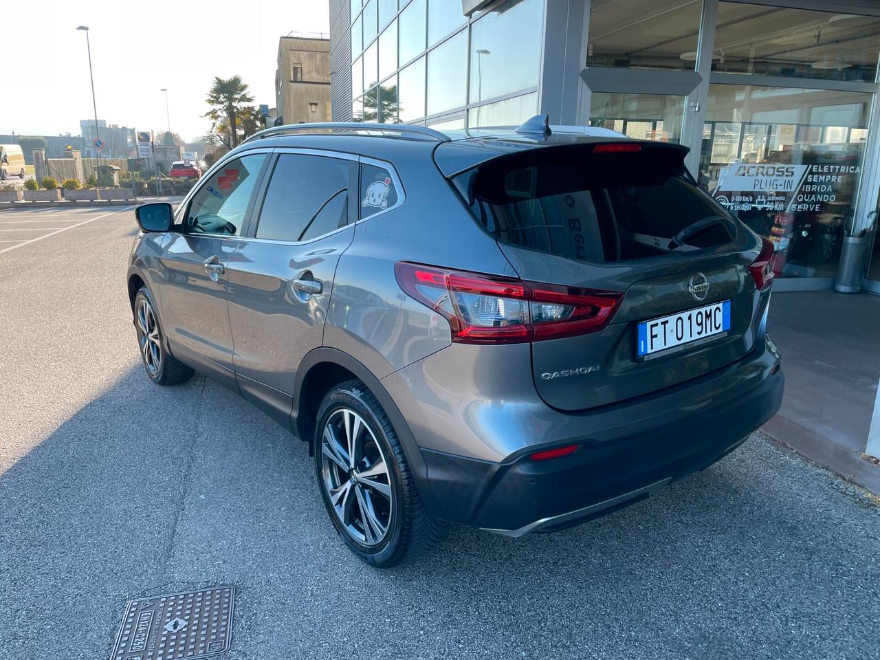 Nissan Qashqai 1.2 DIG-T Tekna OK PER NEOPATENTATI