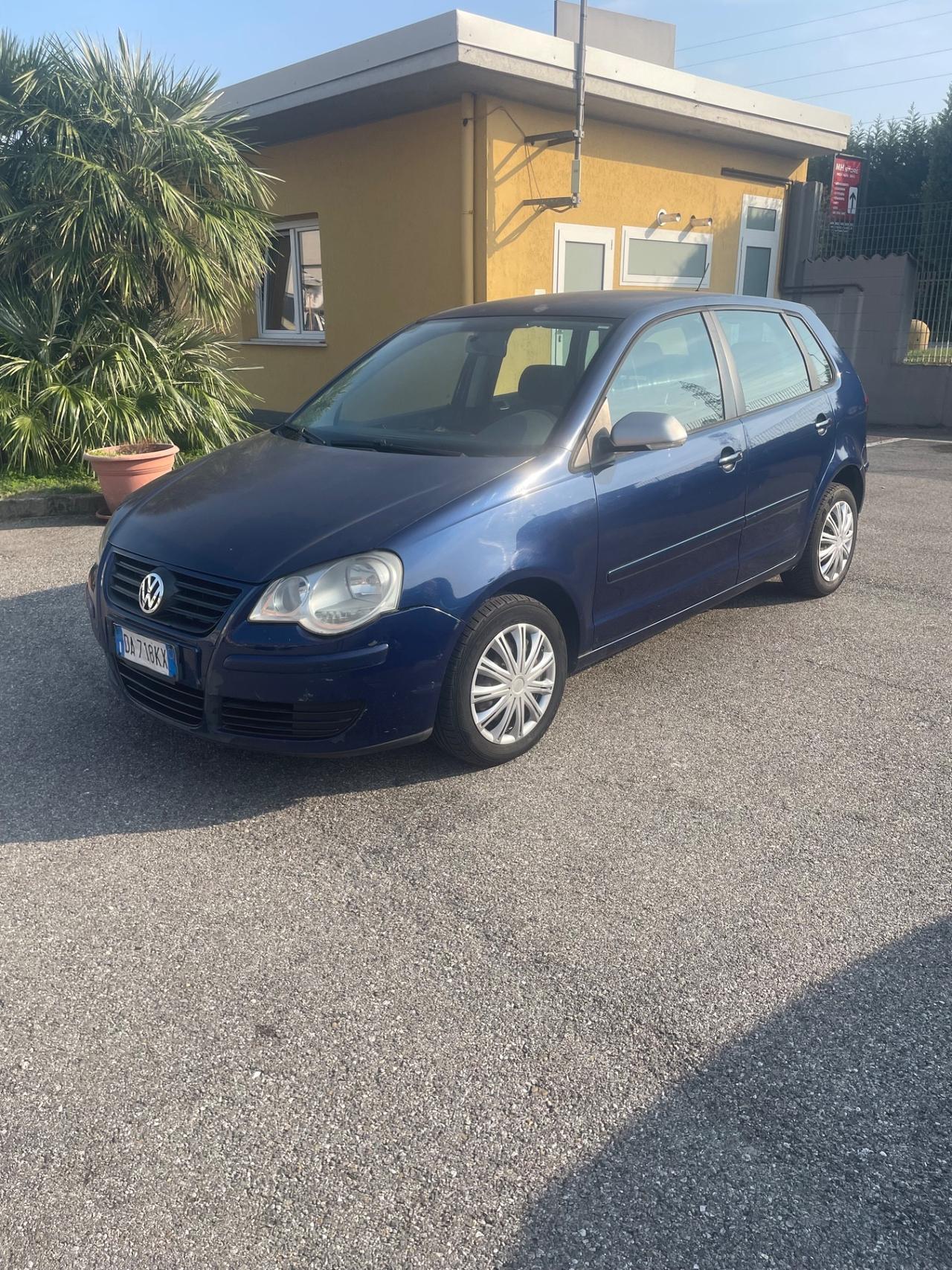 Volkswagen Polo 1.2/64CV 12V 5p. Trendline