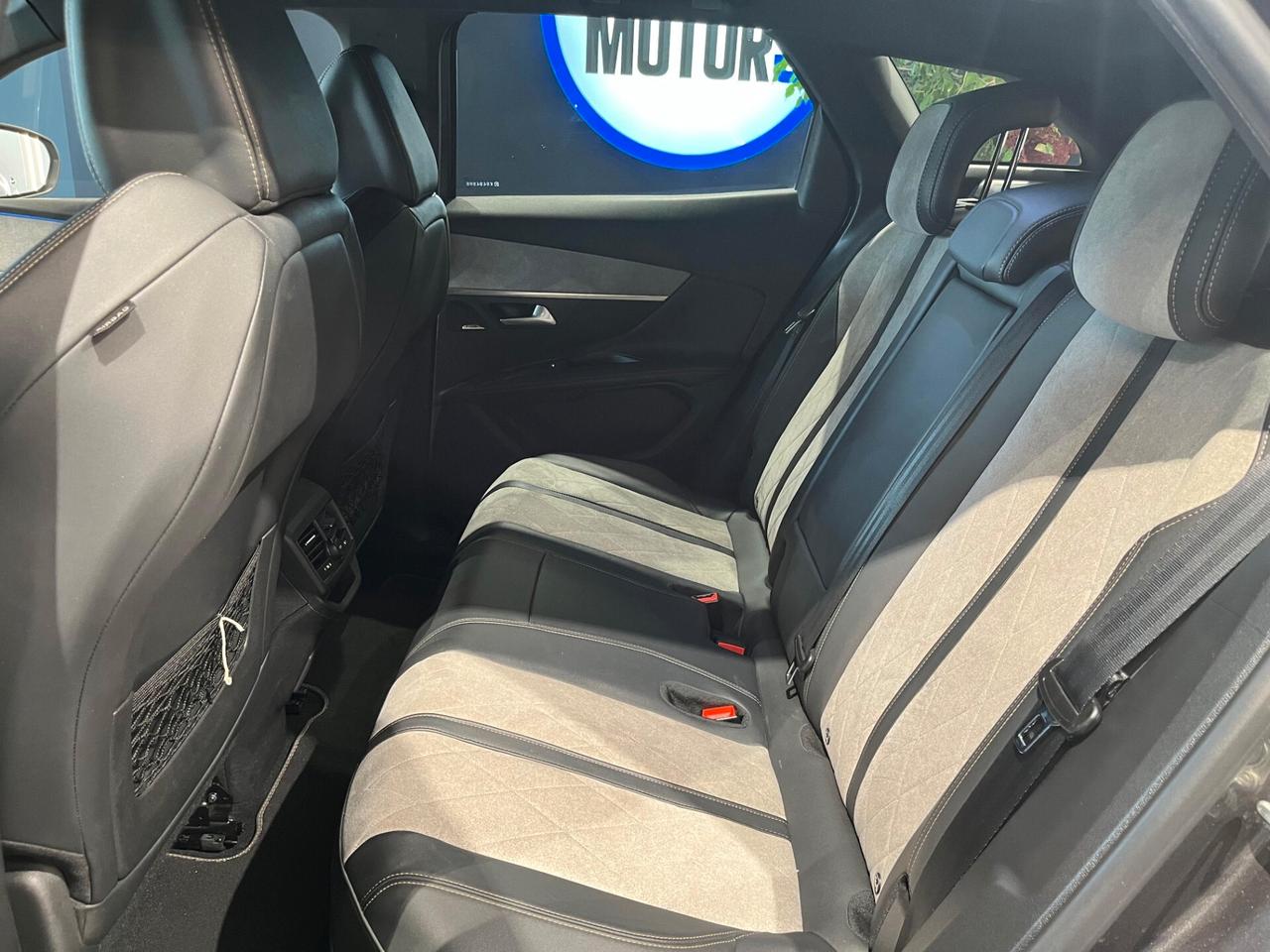 Peugeot 3008 Hybrid4 300 e-EAT8 GT Line