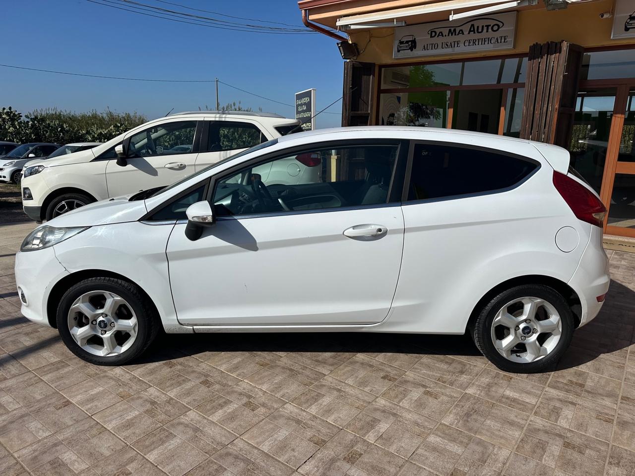 Ford Fiesta 1.4 TDCi 68CV 3 porte Titanium