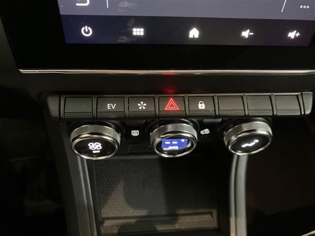 RENAULT Captur 1.6 E-Tech hybrid Techno Fast Track 145cv auto