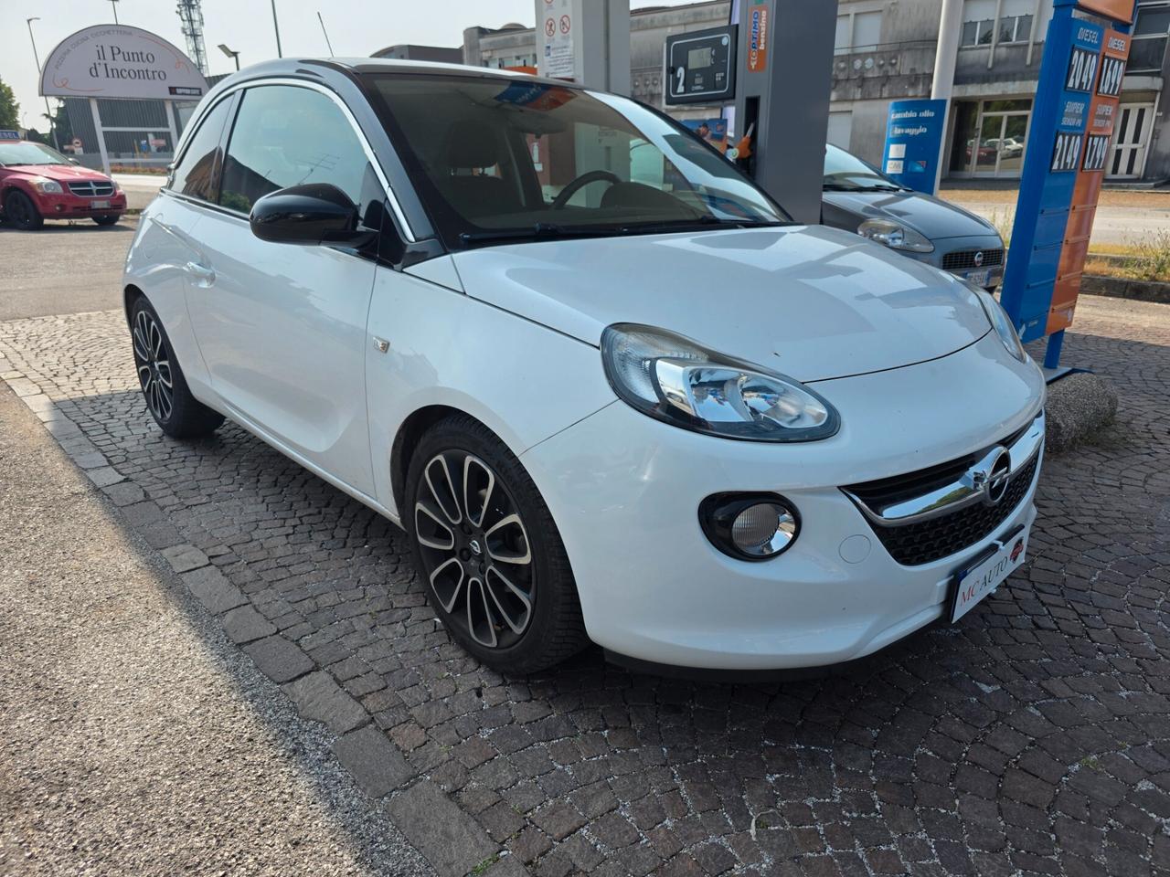 Opel Adam 1.4 87 CV con 83.000km Neopatentati ok