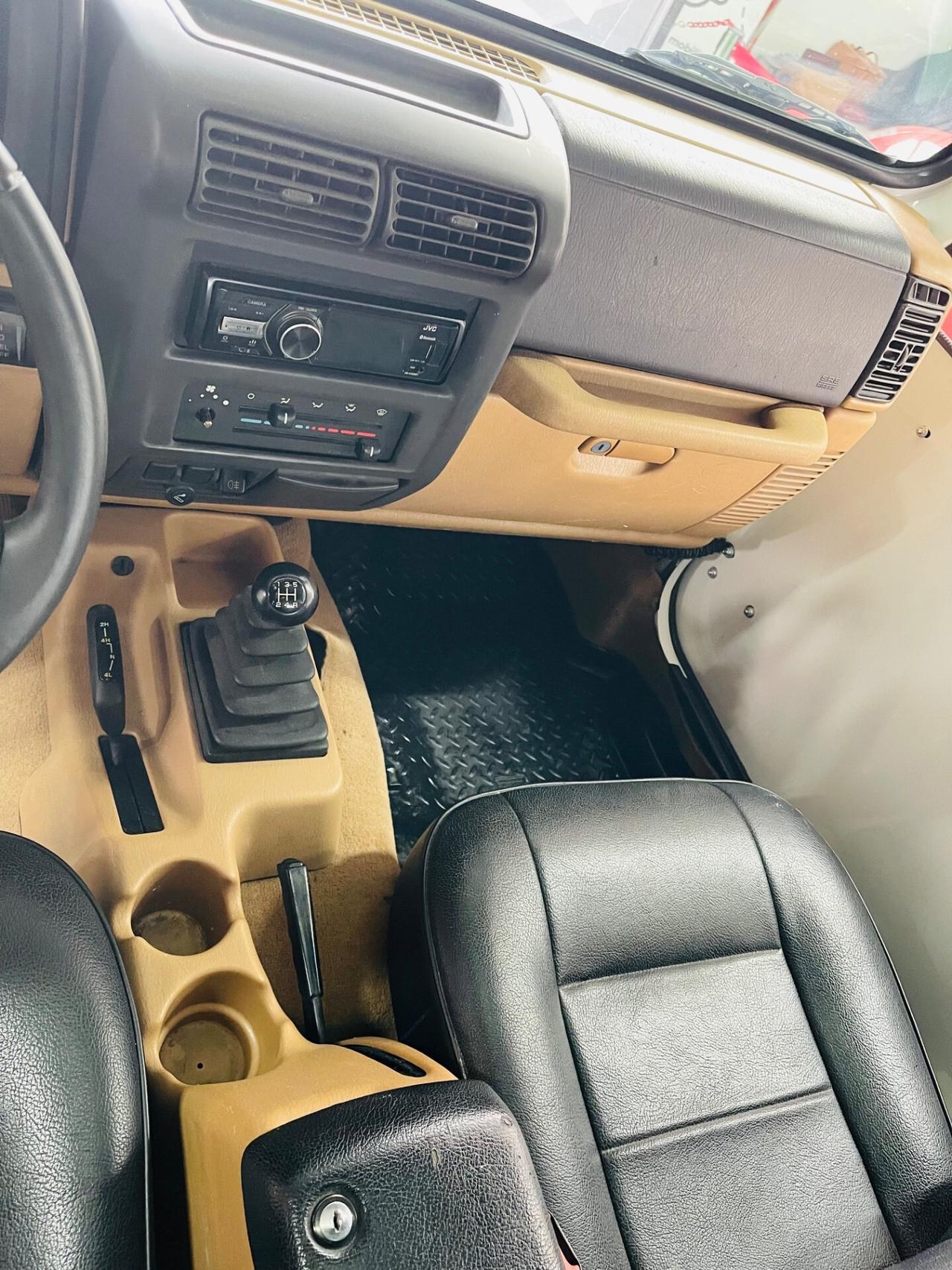 Jeep Wrangler TJ 2.5 Gancio PERMUTE RATE