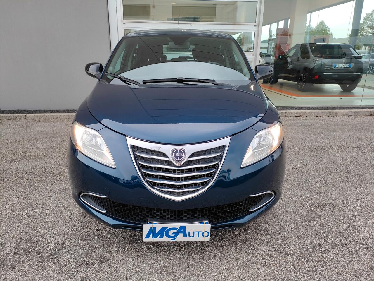 Lancia Ypsilon 1.2 69 CV 5 porte GPL Ecochic Gold OK NEOPATENTATI