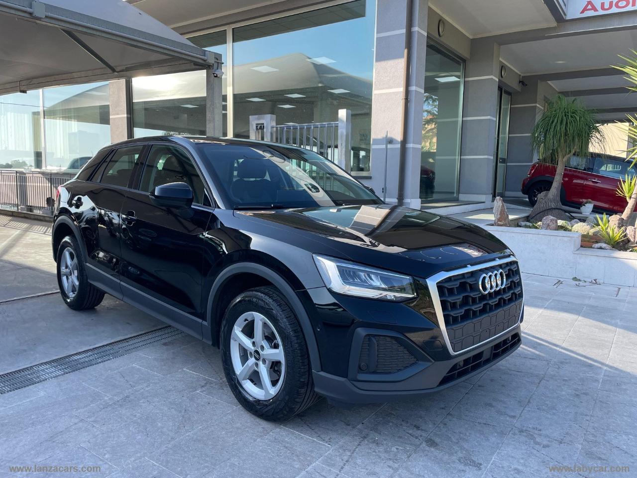 AUDI Q2 30 TDI Business Advanced