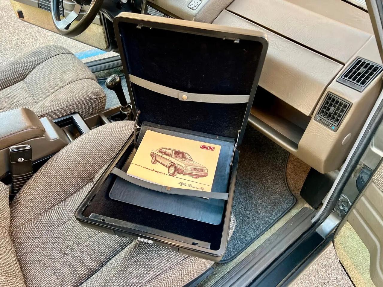 Alfa Romeo 90 2.0 Iniezione