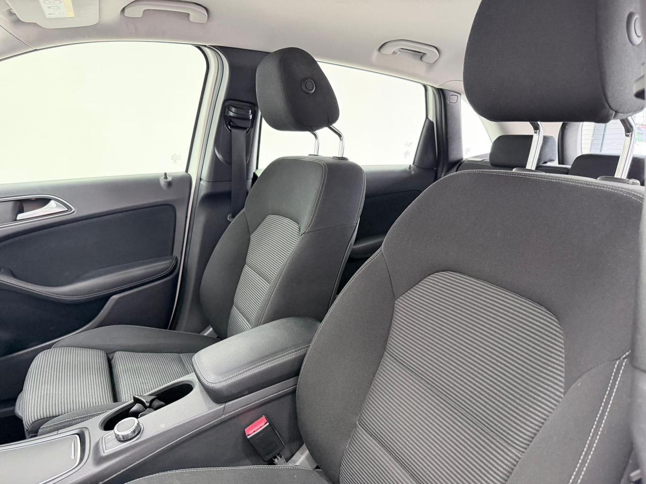 Mercedes-benz B 200 d Automatic -GARANTITA-LED-2018