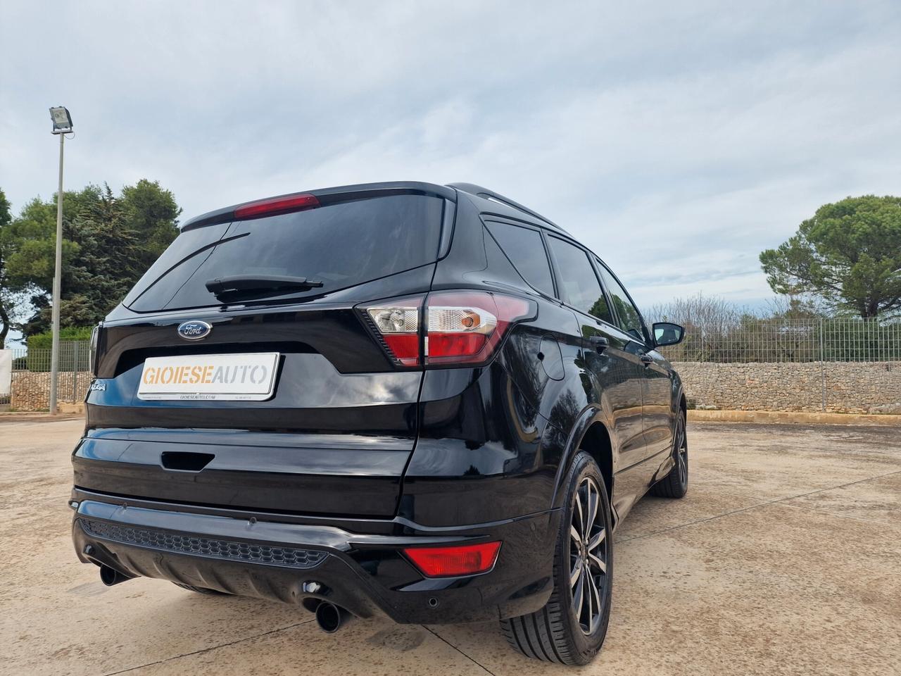 Ford Kuga 1.5 TDCI 120 CV S&S 2WD ST-Line