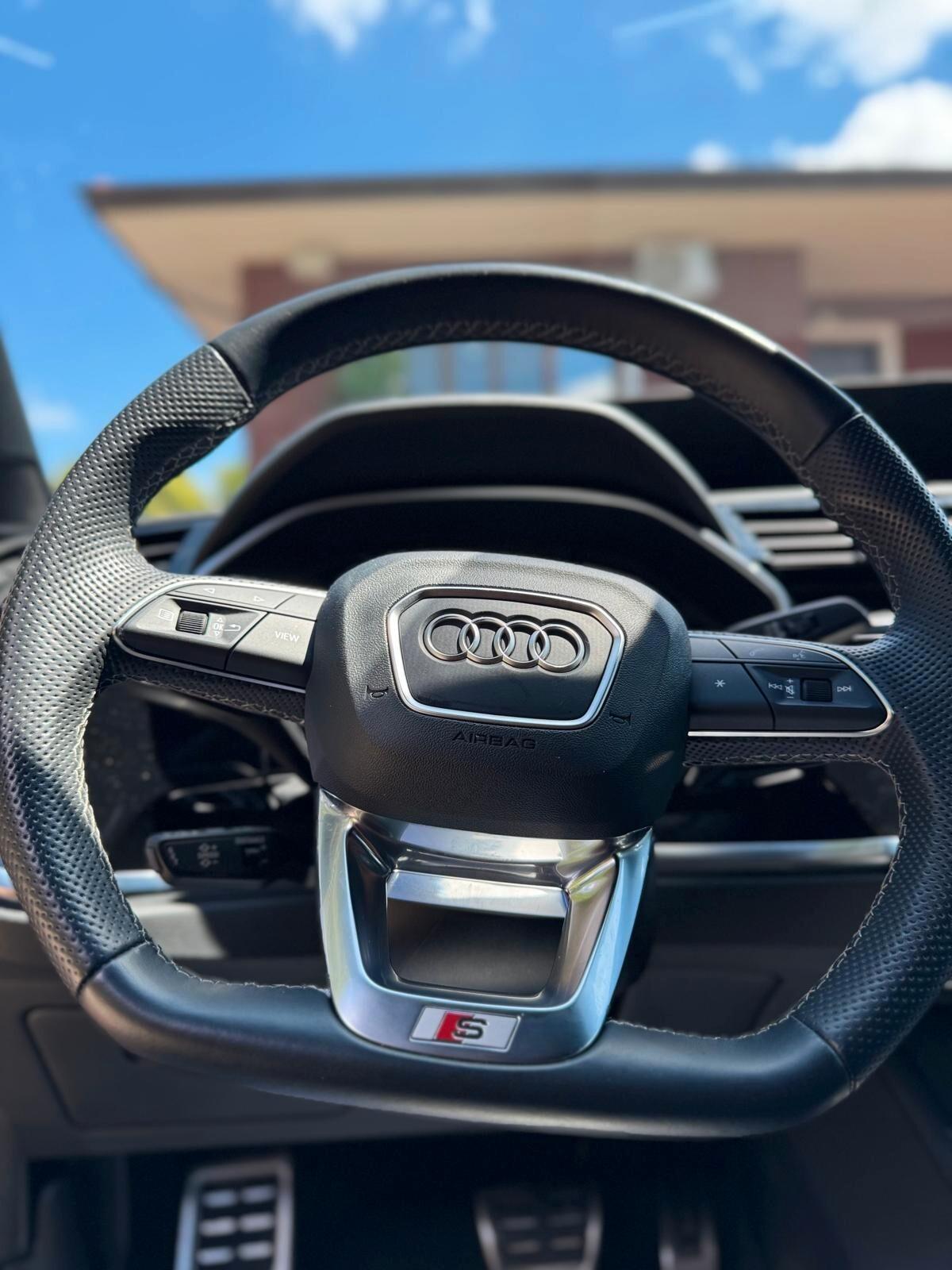 Audi Q3 SPB 35 TDI S tronic Identity Black