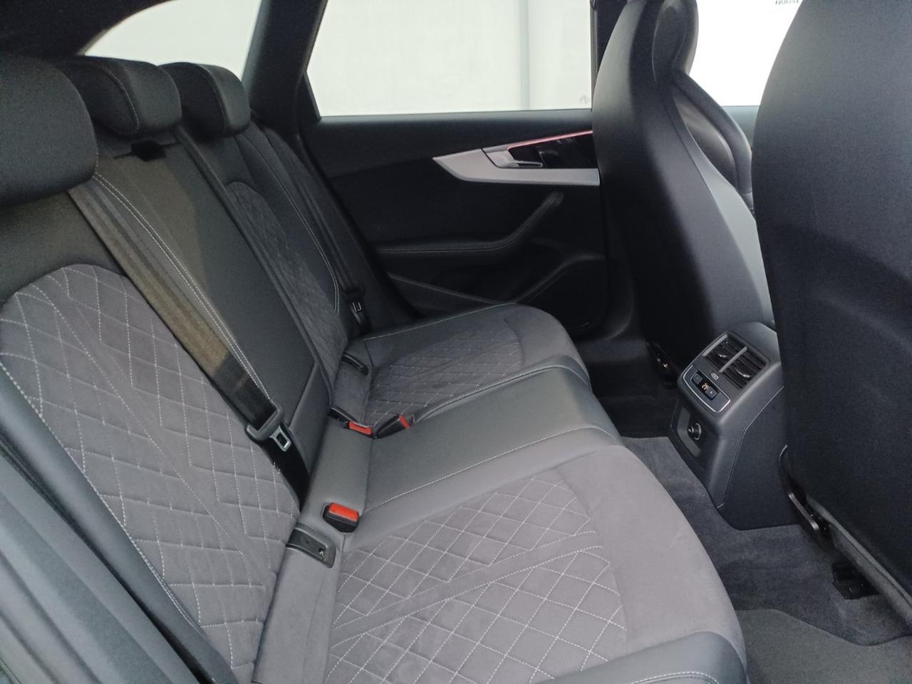 Audi RS4 avant 2.9 tfsi quattro 450cv tiptronic