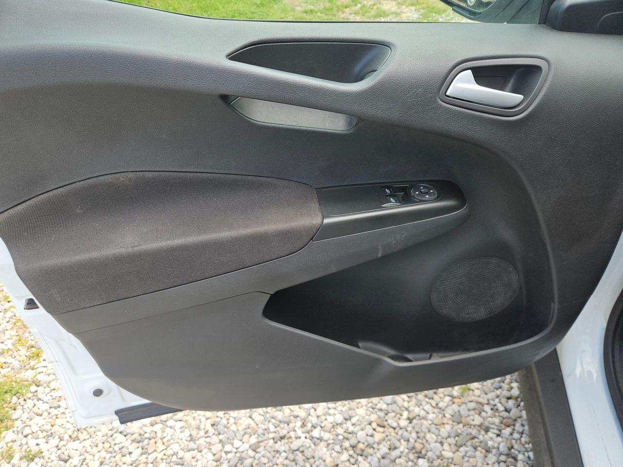 Ford Transit Courier 1.5 TDCi 75CV Van Trend