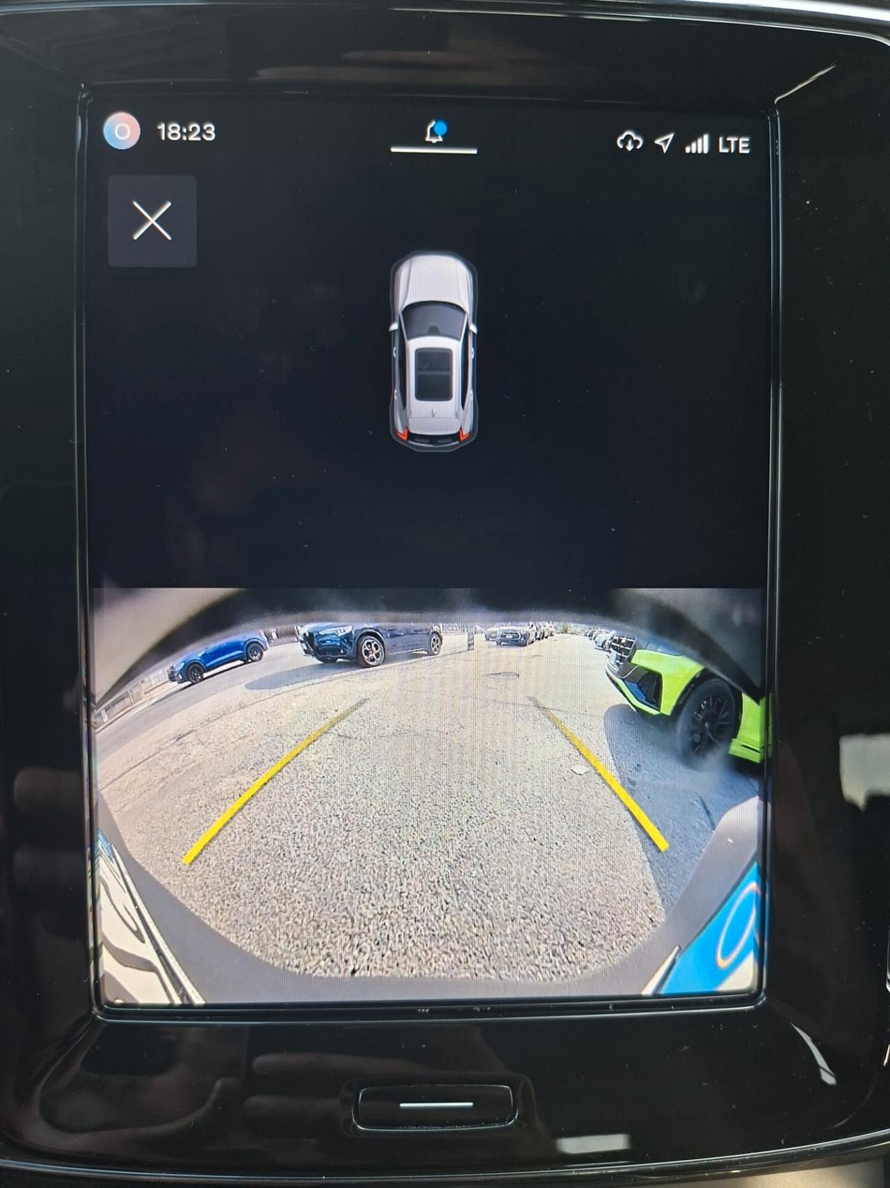 Volvo XC40 B3 automatico Core AUTOCARRO N1 5 POSTI!