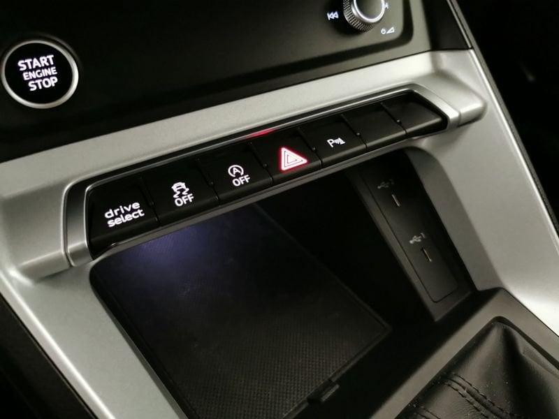 Audi Q3 Sportback 35 2.0 tdi S line edition s-tronic