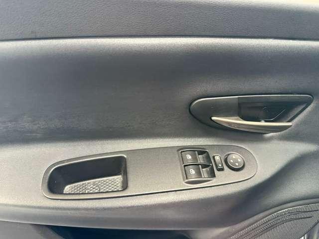 Lancia Ypsilon Ypsilon III 2015 1.2 Platinum 69cv my16